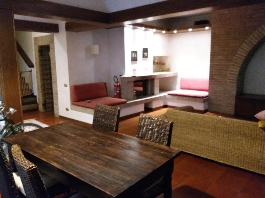 Villa Tulipani Rho Bagian luar foto